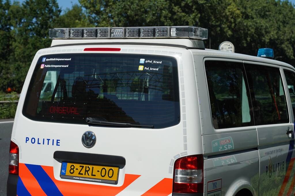 Auto loopt veel schade op bij ongeval