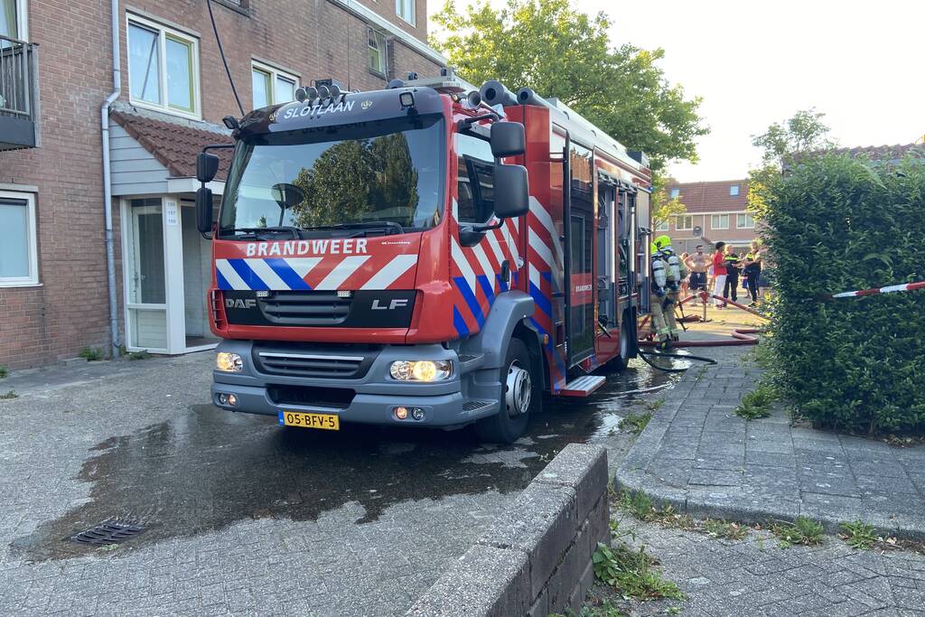 Veel rook bij brand in woning