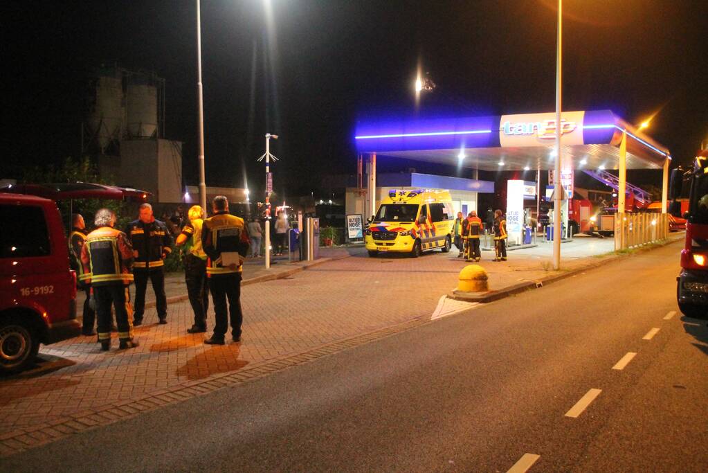 Grote zoekactie naar mogelijk voertuig in water