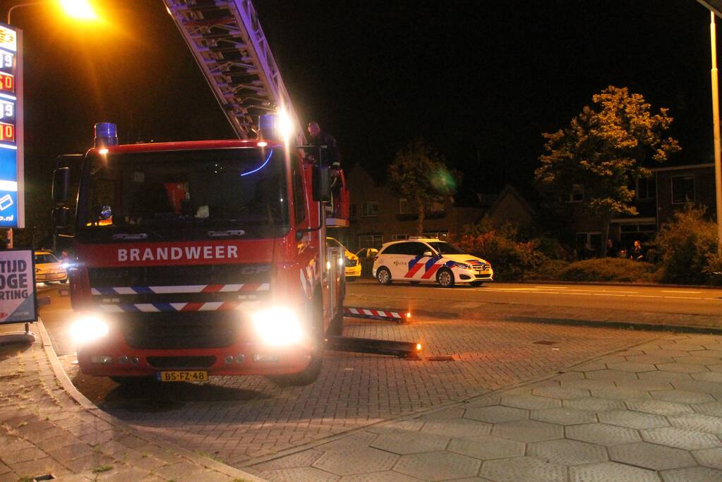 Grote zoekactie naar mogelijk voertuig in water