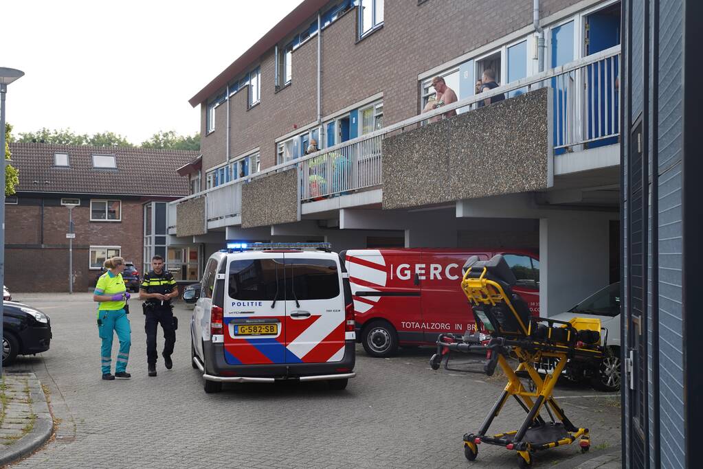 Buurman steekt man neer na ruzie over geluidsoverlast