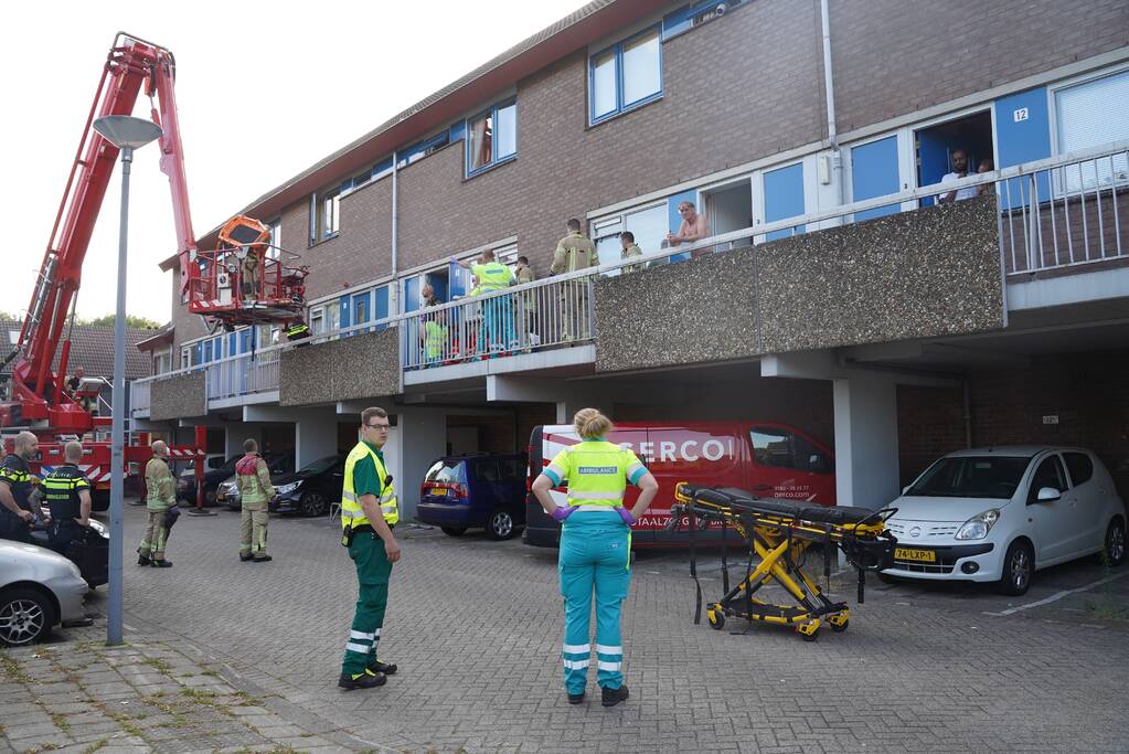 Buurman steekt man neer na ruzie over geluidsoverlast