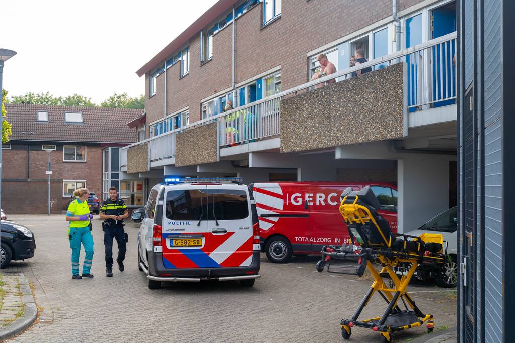 Buurman steekt man neer na ruzie over geluidsoverlast