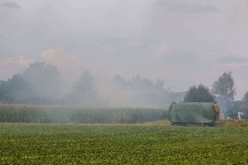 Grote hinder van stank van grote brand net over de grens