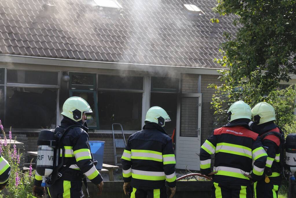 Woning volledig verwoest door uitslaande brand