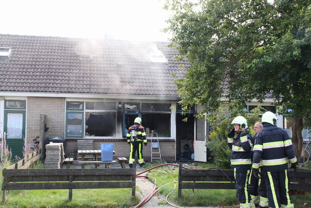 Woning volledig verwoest door uitslaande brand