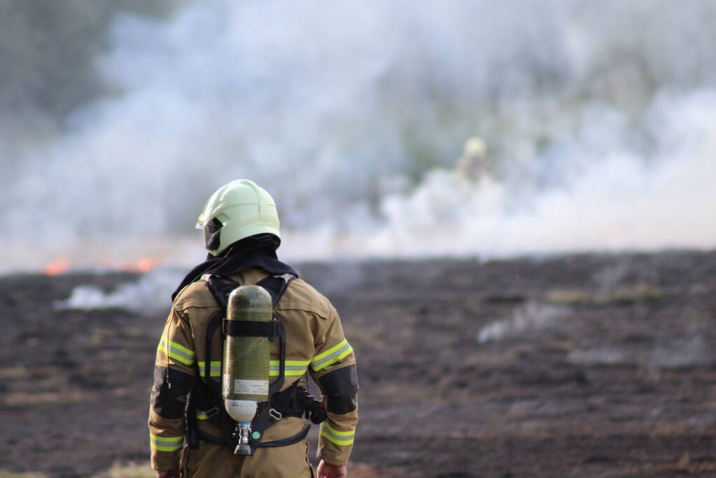 Meerdere weilanden in brand