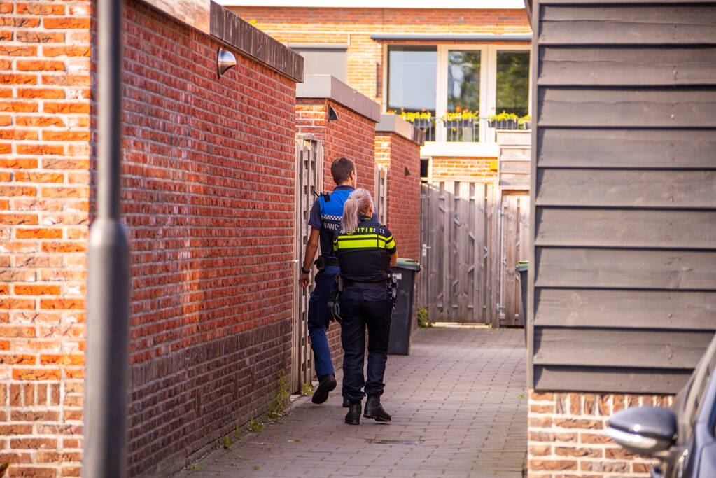 Scooterrijder slaat op de vlucht na verkeersongeval
