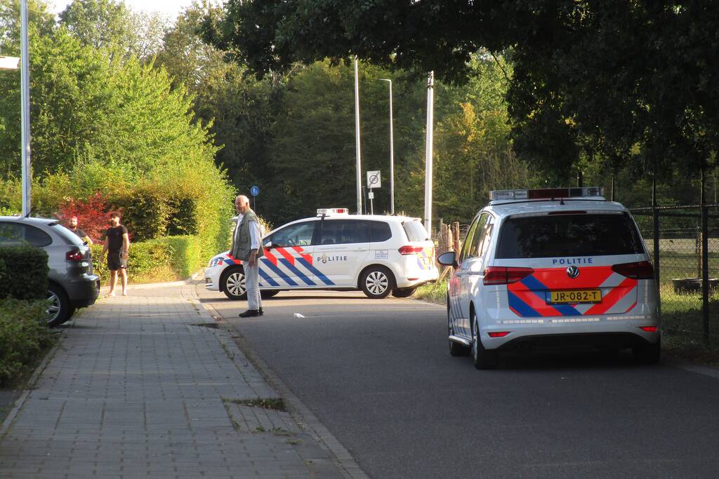 Politie lost waarschuwingsschoten bij ruzie, twee gewonden