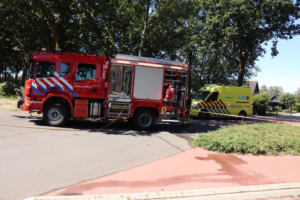 Auto volledig verwoest door brand