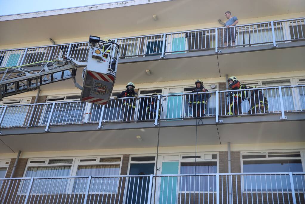 Brand op derde verdieping van flatgebouw