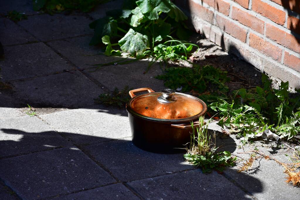 Vergeten pan op het vuur zet woning vol rook