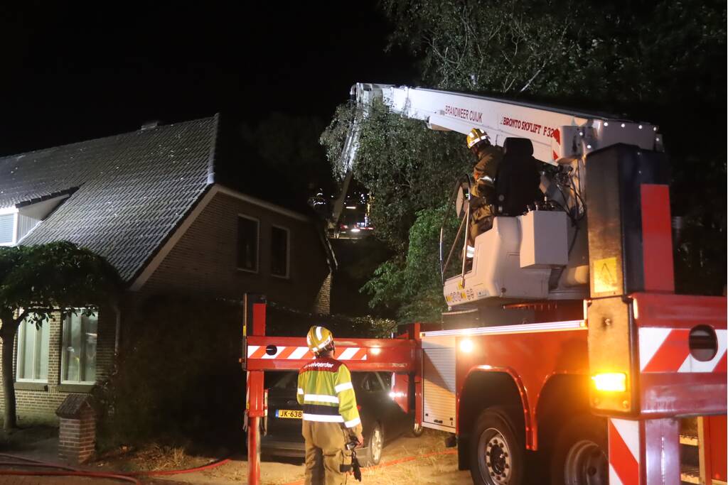 Enorme schade na brand bij woning