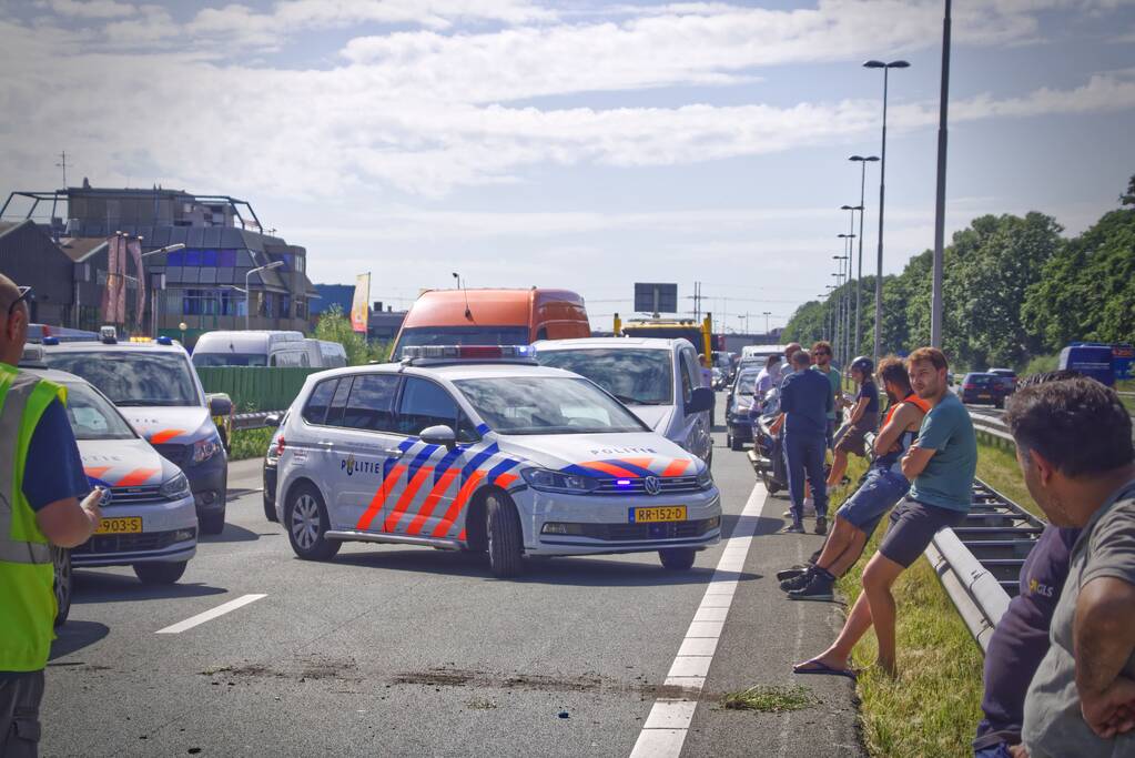 Verkeerschaos na crash met auto