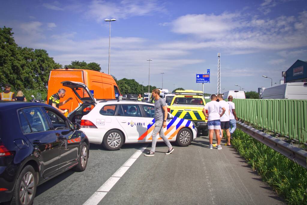 Verkeerschaos na crash met auto
