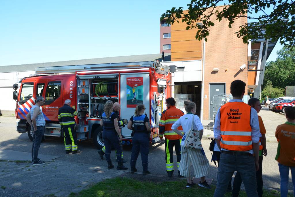 Poiesz supermarkt ontruimd na brand