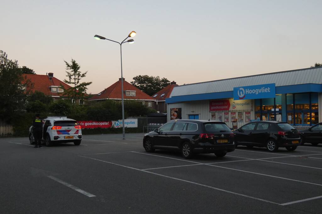 Man gevlucht na gewapende overval supermarkt Hoogvliet
