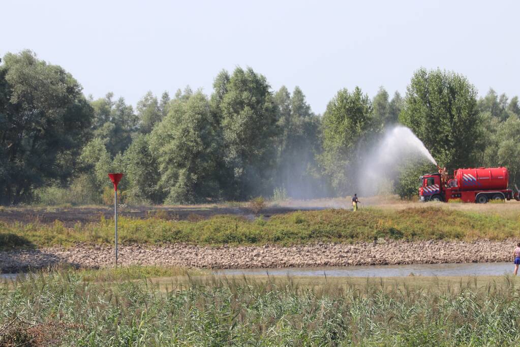 Grote natuurbrand gaat gepaard met veel rook