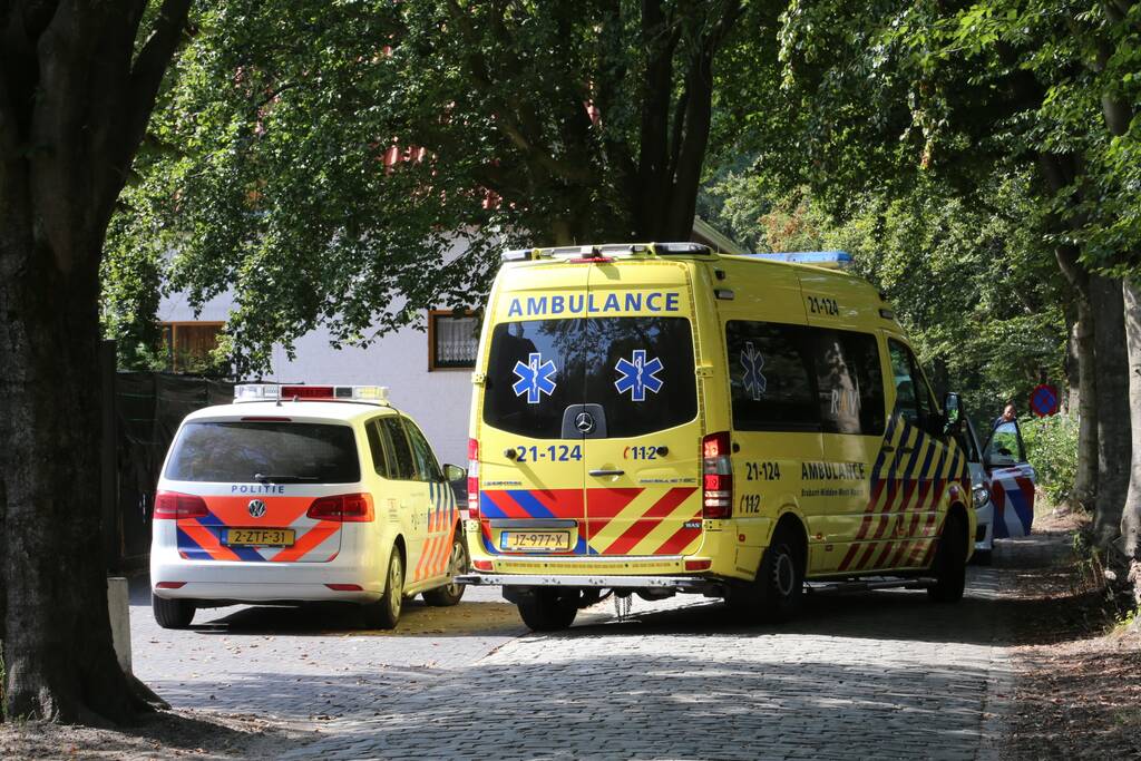 Vier daders slaan op de vlucht na overval woning Nikkie de Jager