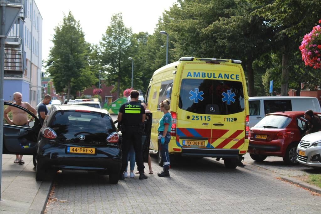 Gewonde bij verkeersongeval met auto