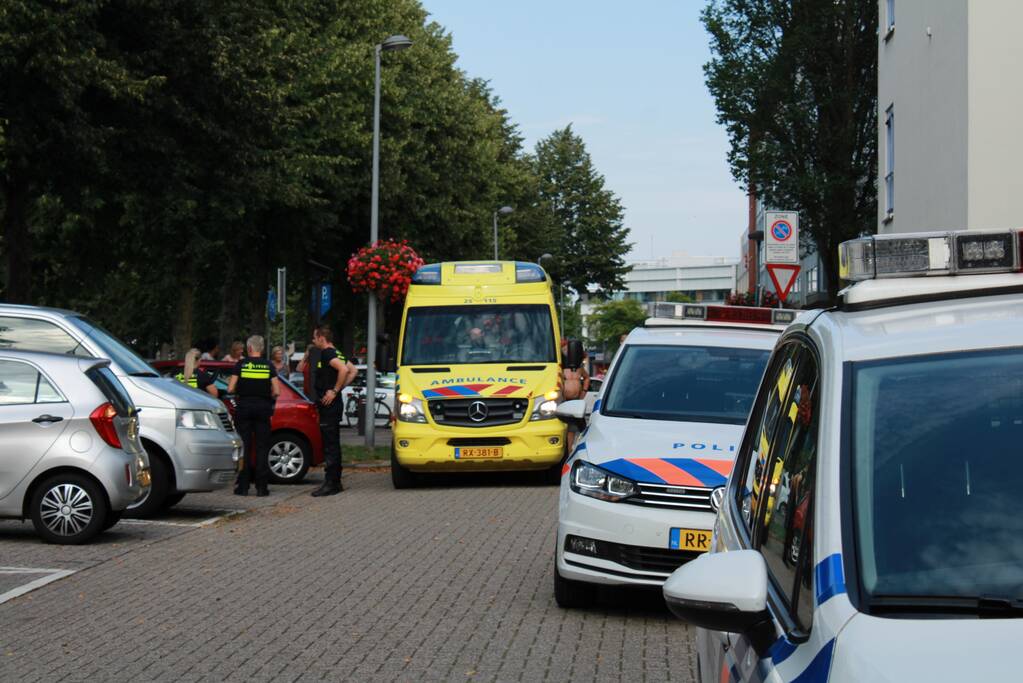 Gewonde bij verkeersongeval met auto