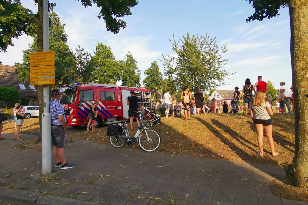 Brandweer zorgt voor waterpret in Maandereng