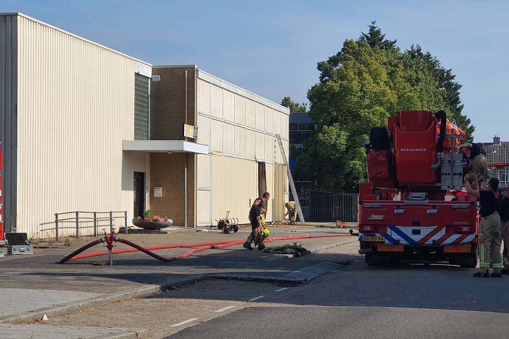 Isolatiemateriaal vliegt in brand