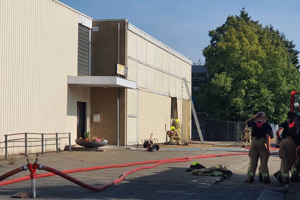Isolatiemateriaal vliegt in brand