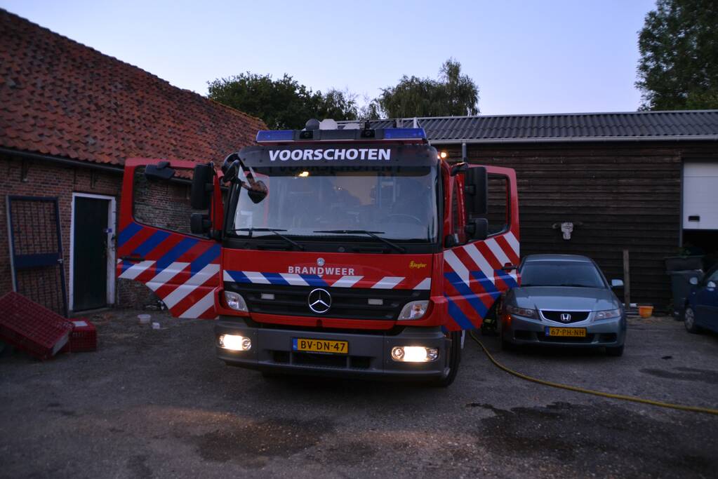 Brandweer redt opnieuw paard uit sloot