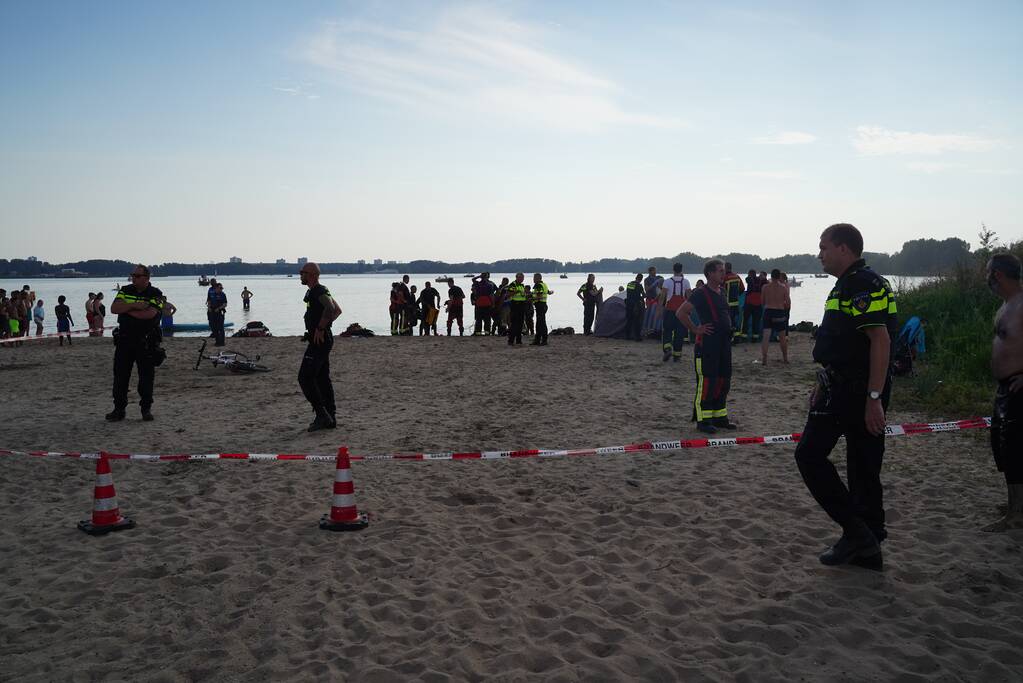Kind van 7 jaar levenloos uit het water gehaald