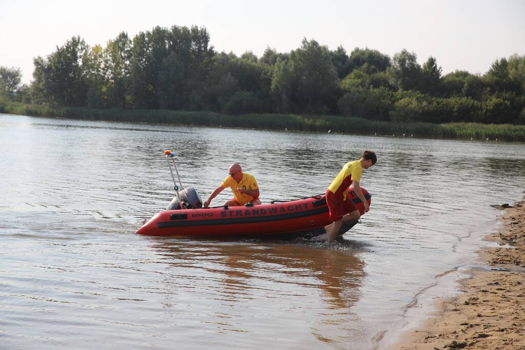Kind van 7 jaar levenloos uit het water gehaald