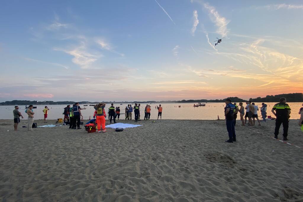 Grote zoekactie naar vermiste zwemmer