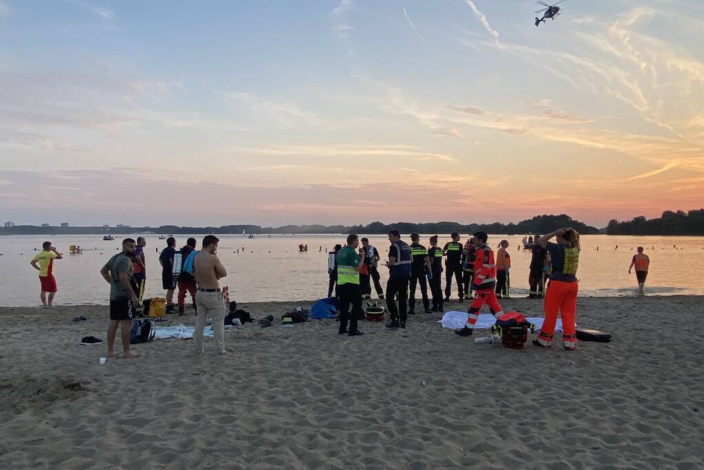 Grote zoekactie naar vermiste zwemmer