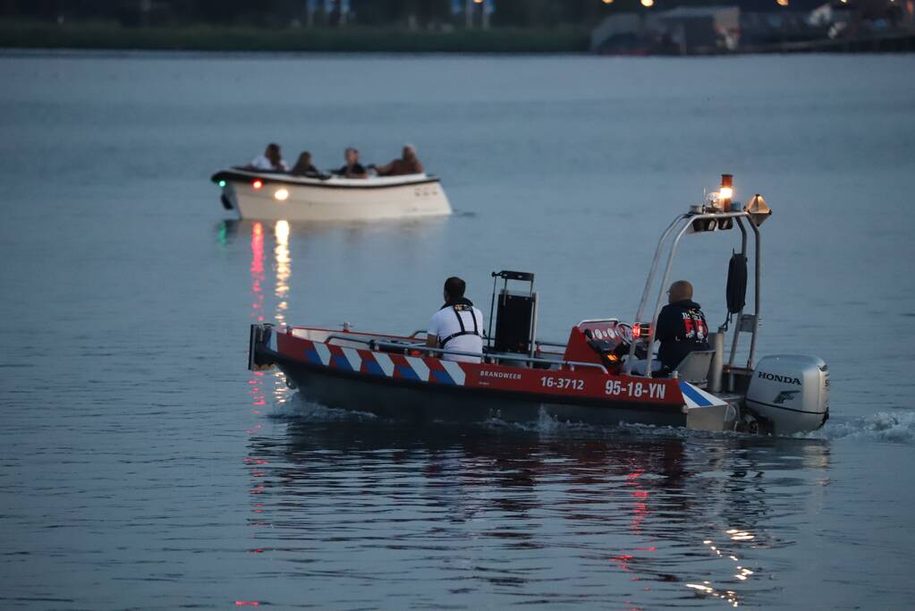 Grote zoekactie naar vermiste zwemmer