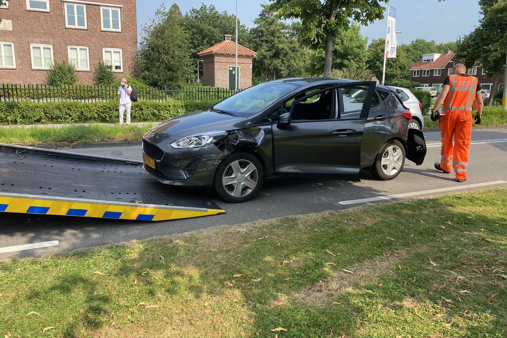 Meerdere voertuigen betrokken bij kop-staartbotsing