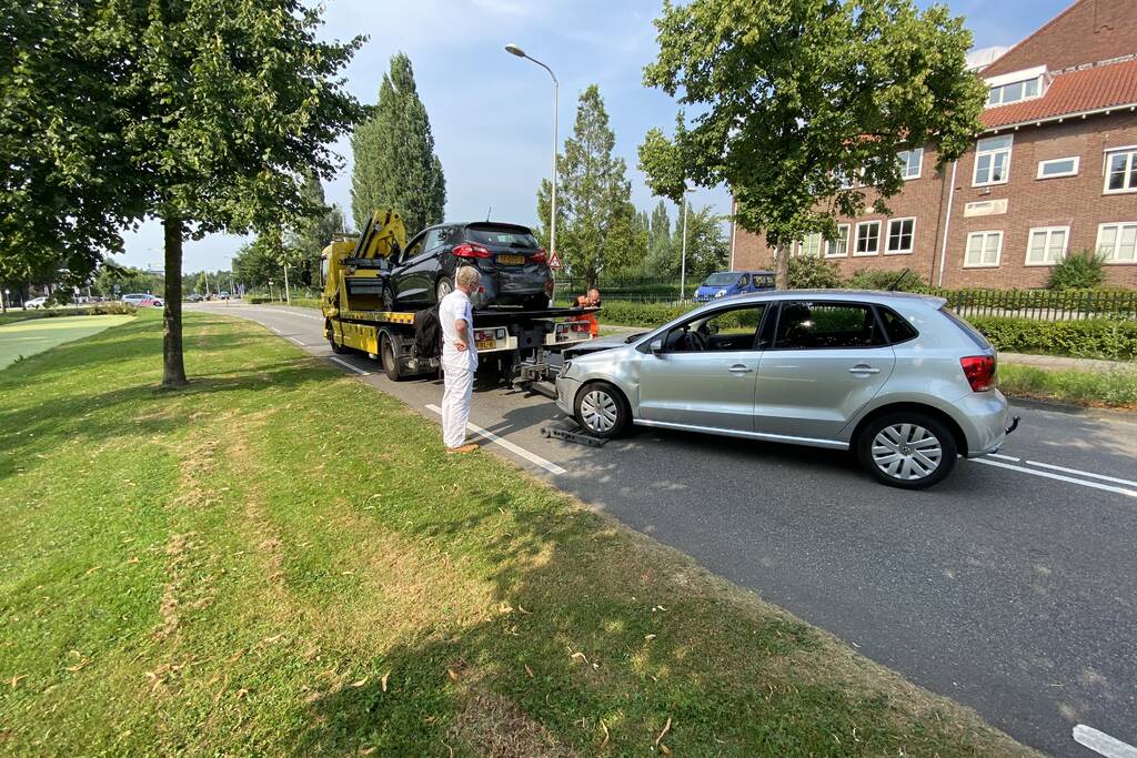 Meerdere voertuigen betrokken bij kop-staartbotsing