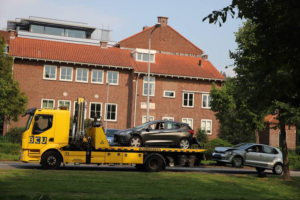 Meerdere voertuigen betrokken bij kop-staartbotsing