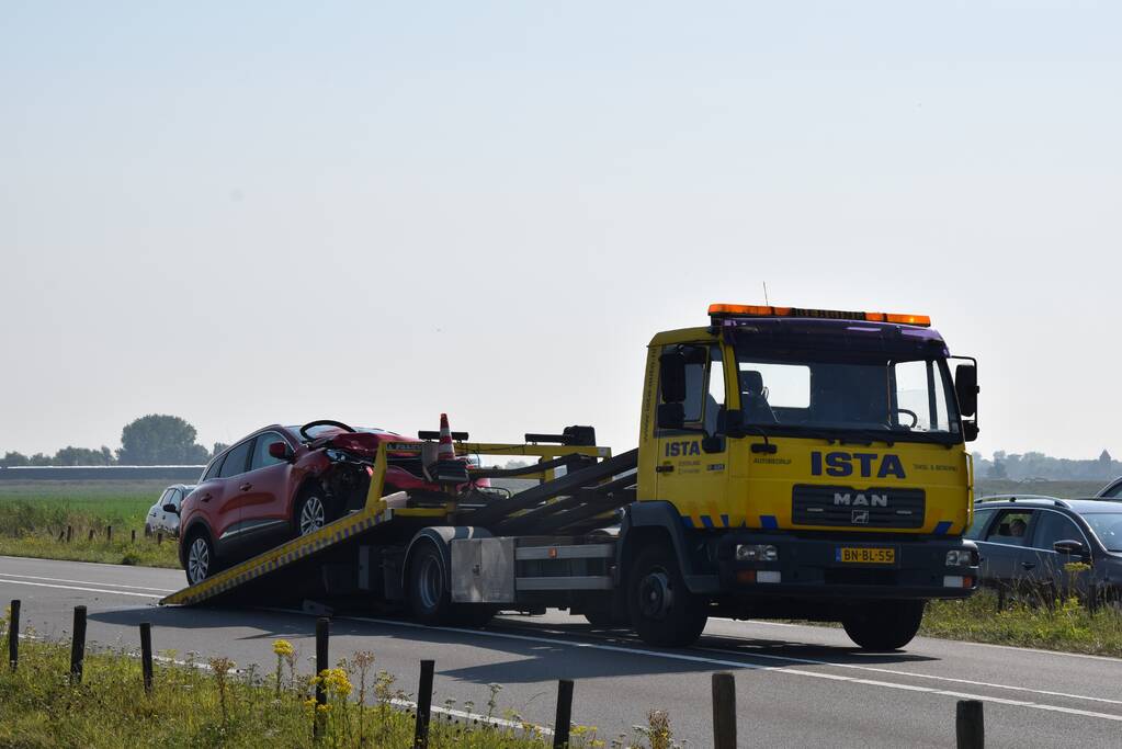 Drie auto's betrokken bij kop-staart verkeersongeval