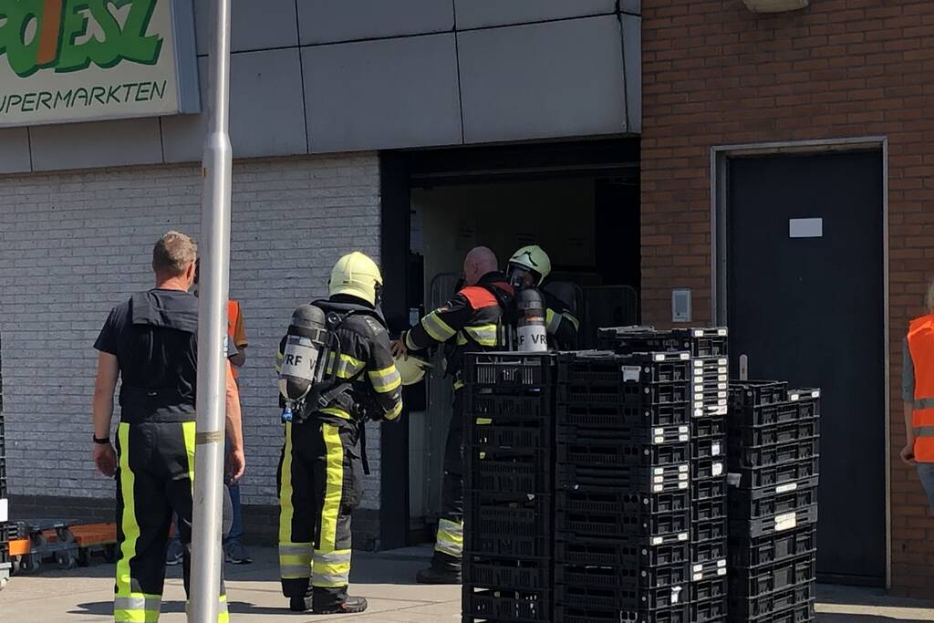 Onderzoek naar gaslucht in Poiesz-supermarkt