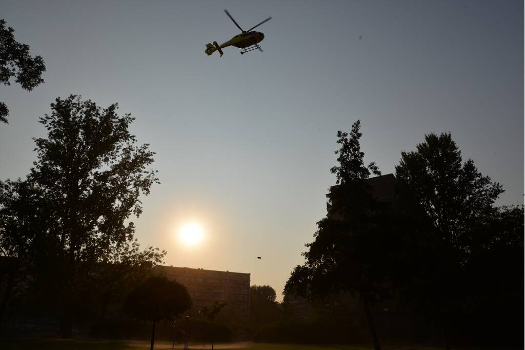 Persoon overleden na brand in flatwoning