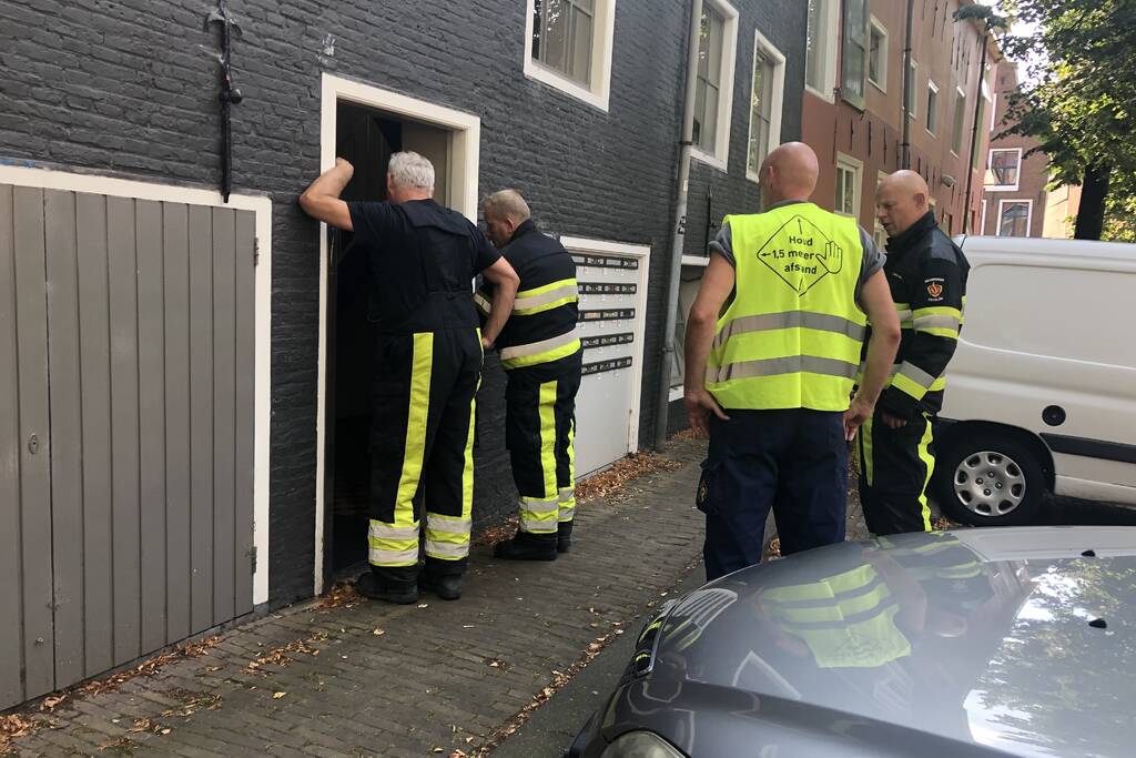 Onderzoek naar benzinelucht in woning