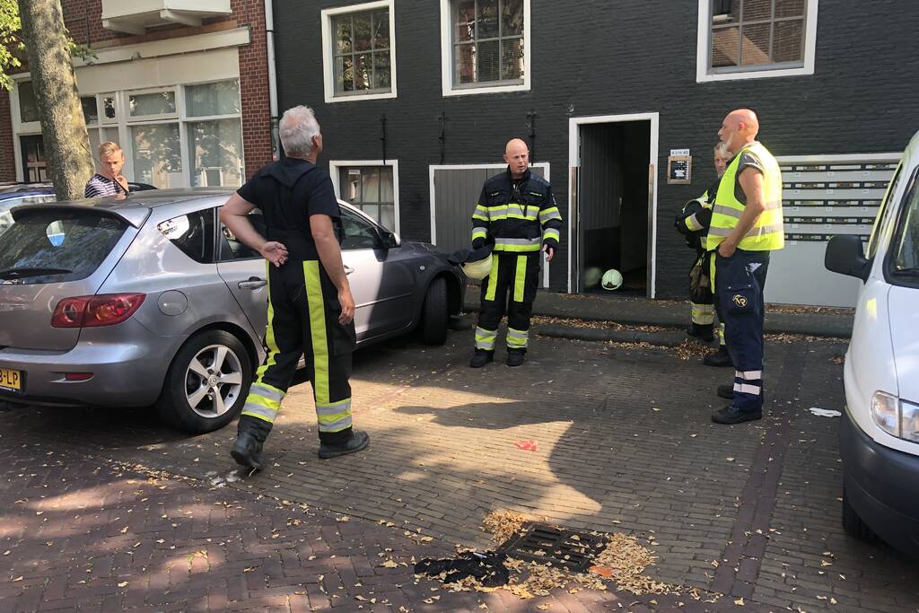 Onderzoek naar benzinelucht in woning