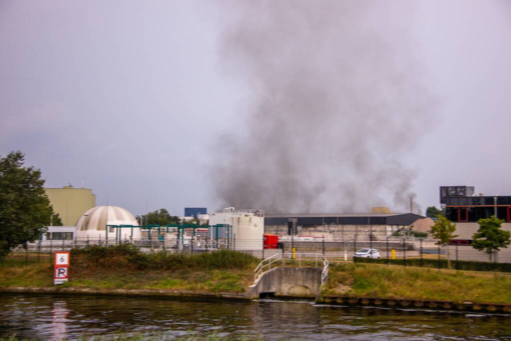 Grote brand bij Hartog Containers