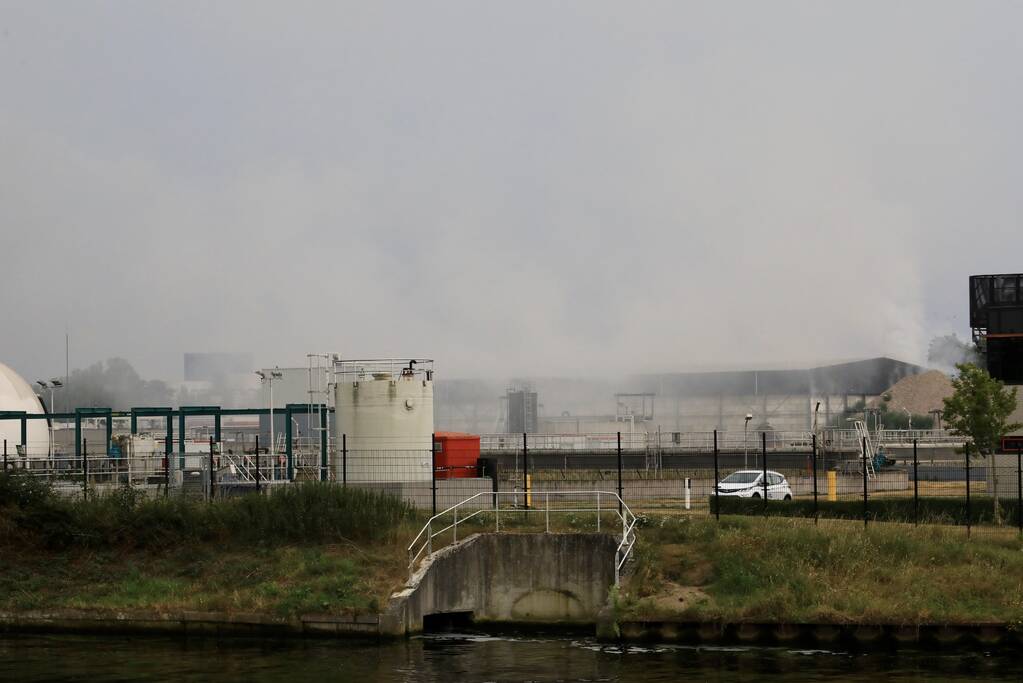 Grote brand bij Hartog Containers