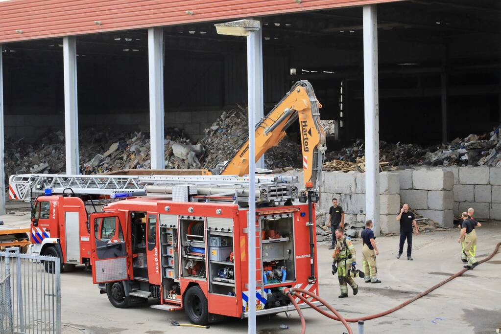 Grote brand bij Hartog Containers