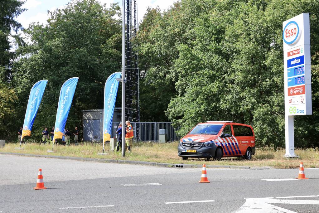 Brandstoflekkage bij Esso tankstation
