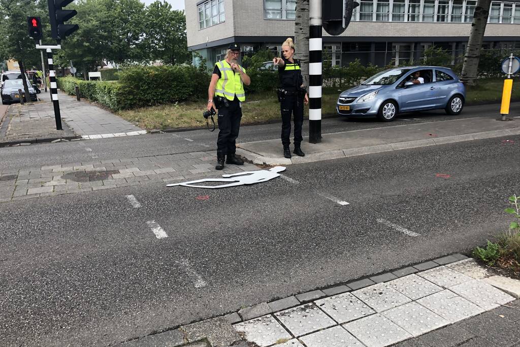 Mountainbiker gewond na aanrijding met auto