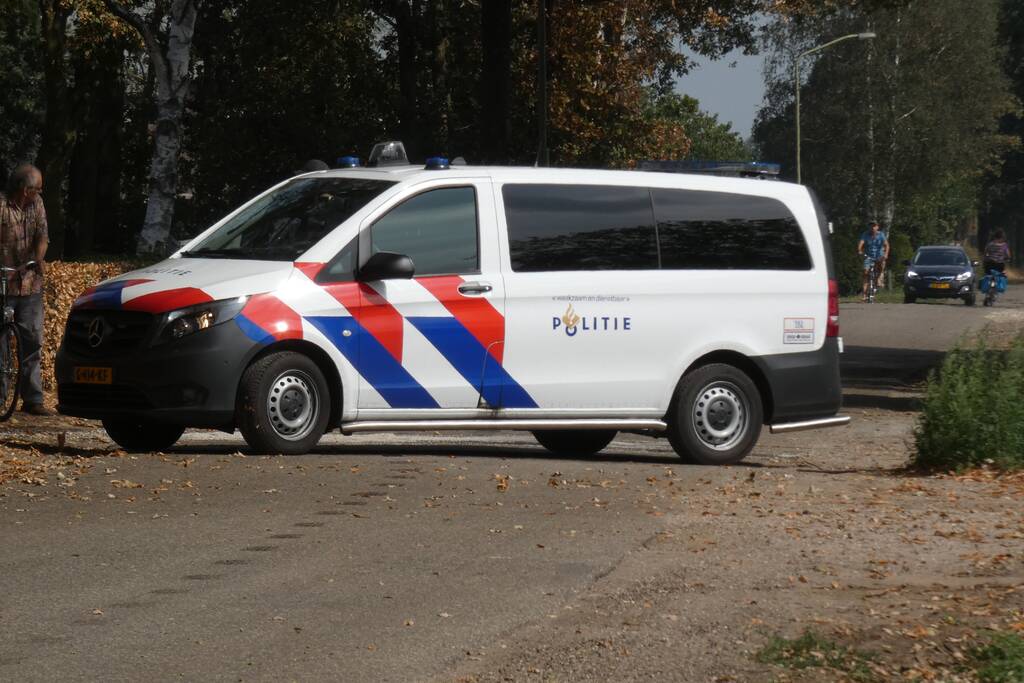Personenauto in botsing met tractor