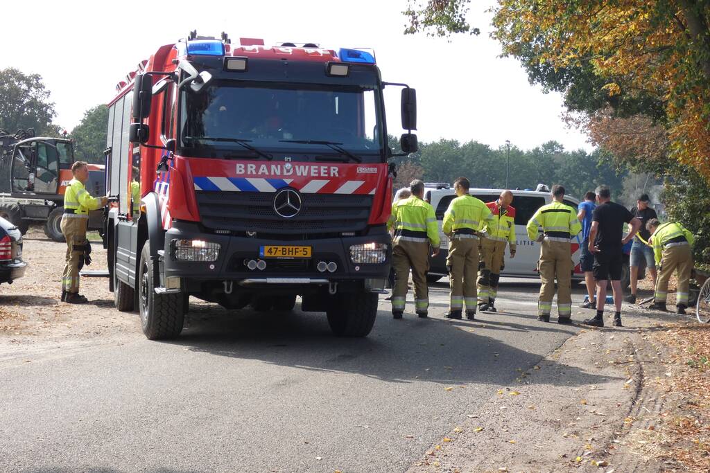 Personenauto in botsing met tractor