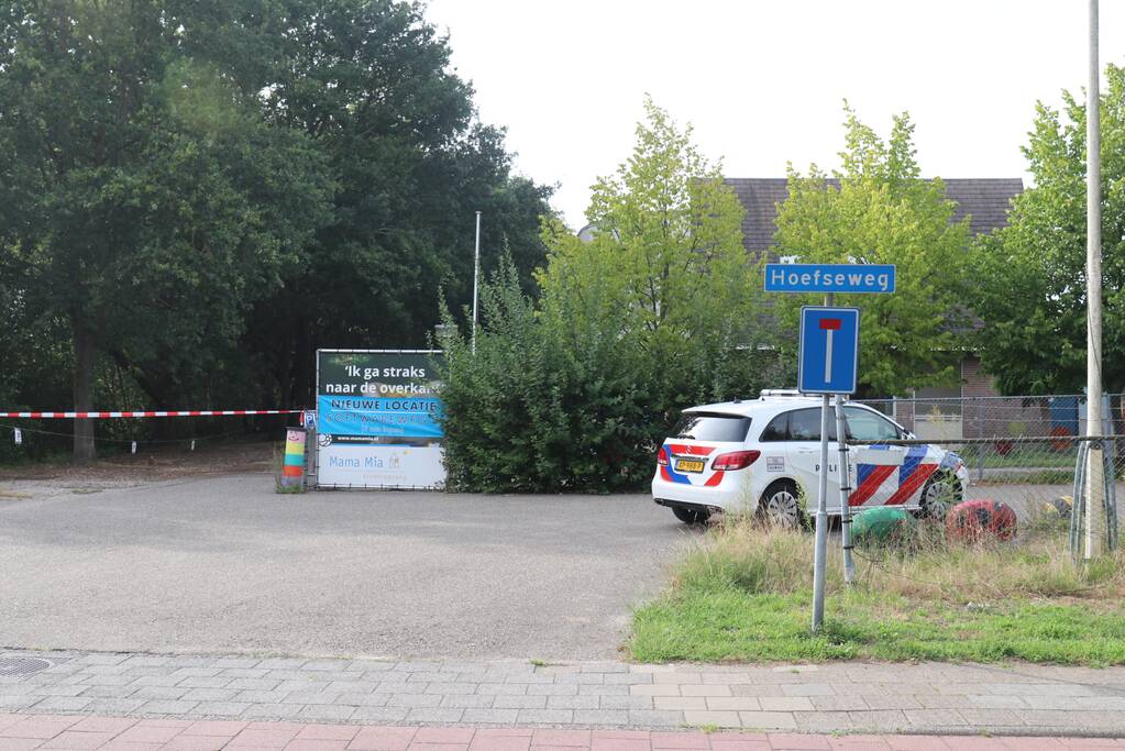 Verdachten gezocht na mogelijk brandstichting